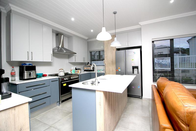 3 Bedroom Property for Sale in Reebok Western Cape